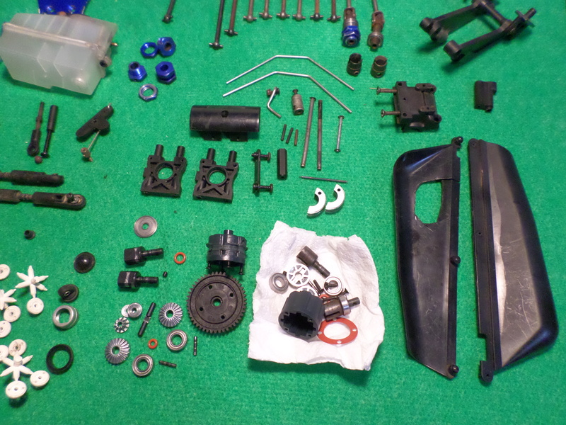 VENDS lot kyosho inferno 1/8 Sam_3646