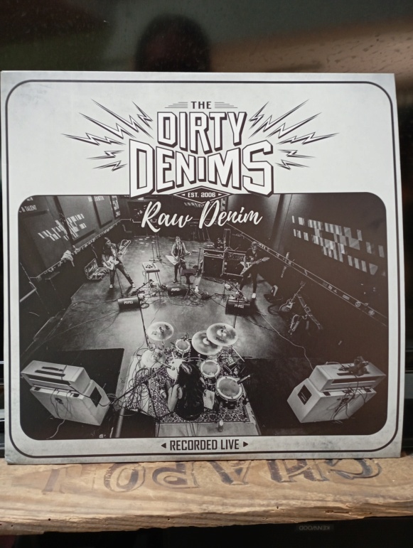 The Dirty Denims ( Hard rock ) NL Img_1523