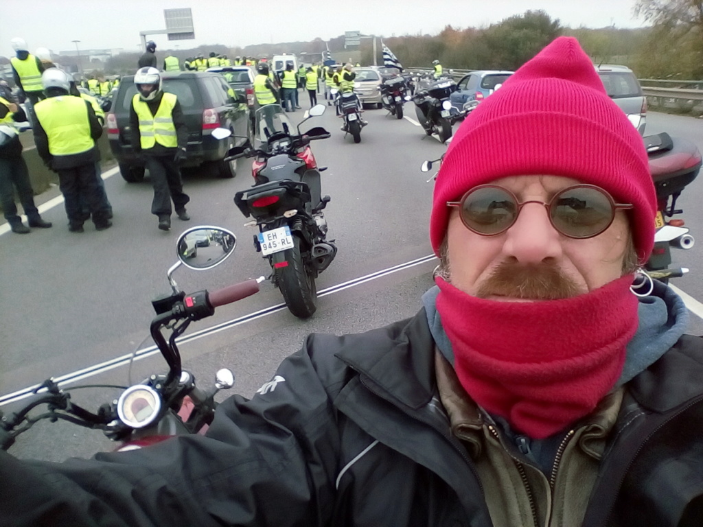 manif contre la hausse des carburants le 17 novembre Img_2153