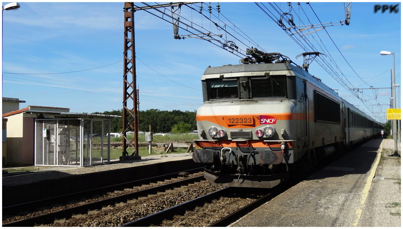 Photos et vidéos de la ligne Bordeaux - Toulouse - Narbonne - Sète (Fil 3) - Page 39 82_mon11