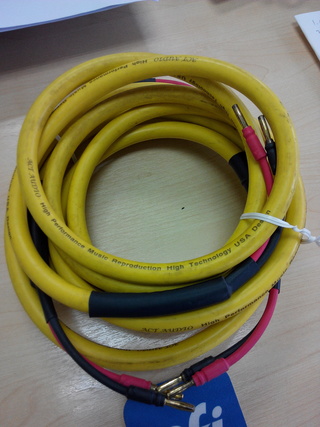 ACT audio speaker cable (Used) Img_2013