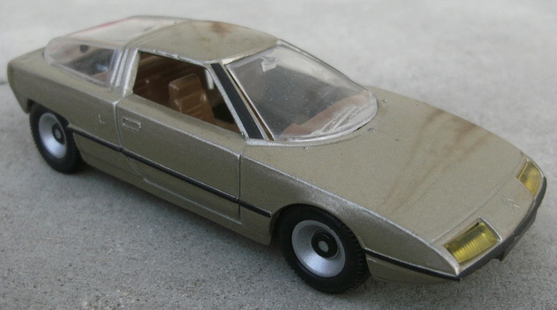 Citroën coupé "GS Camargue" par Bertone - 1972  Norev_10