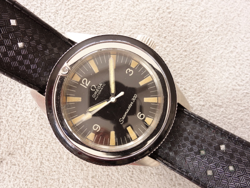 Seamaster 300 (vintage et nouvelle Master Co-Axial 2014) Dsc01411