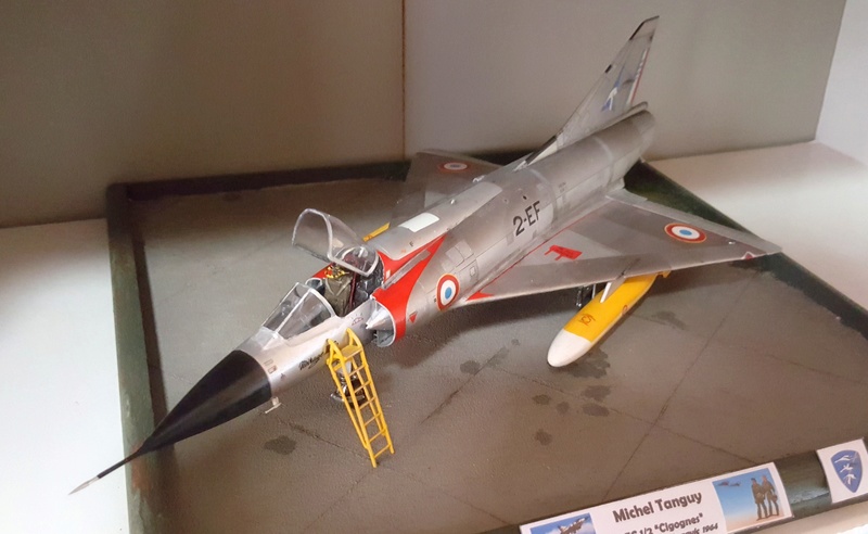 Mirage III C ... à la "sauce Tanguy" (2-EF) - 1/48 - Page 15 Dscn3816