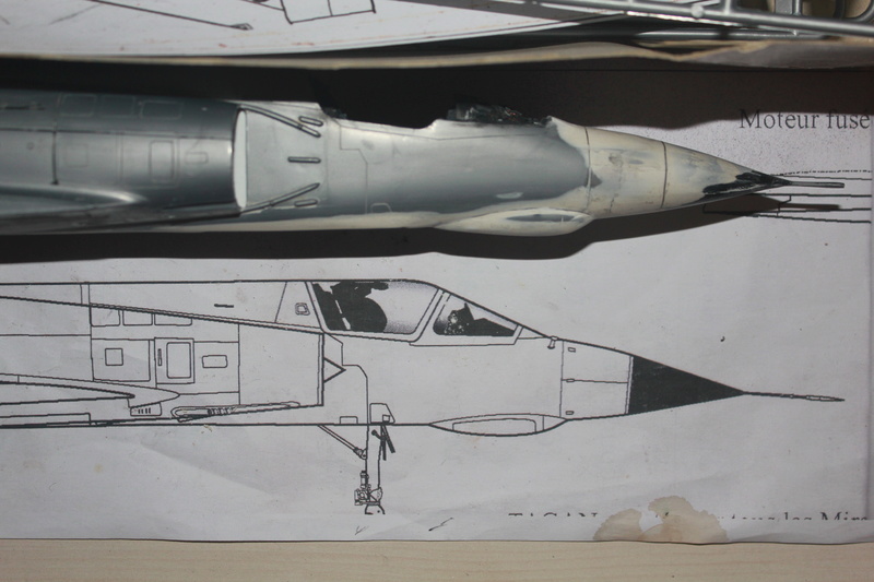1/32 Mirage III E Revell FINI - Page 3 Img_1943