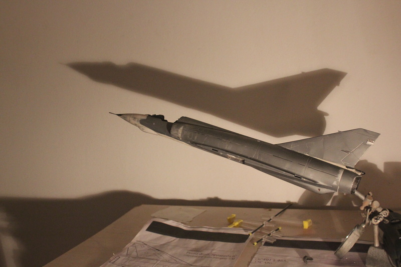 1/32 Mirage III E Revell FINI - Page 3 Img_1951