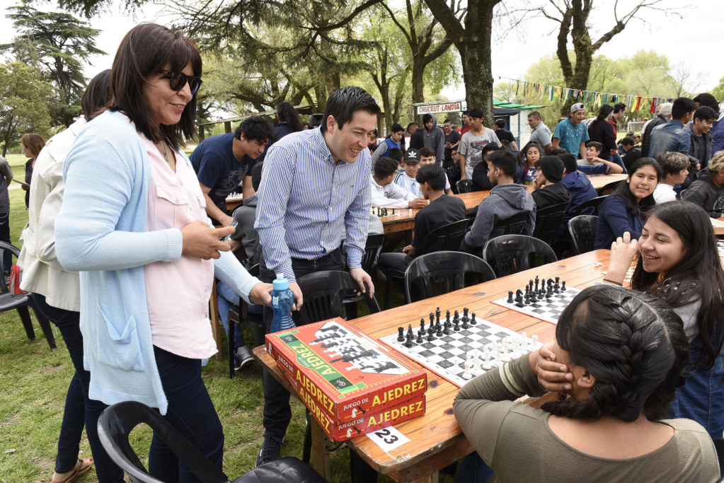 Malvinas Argentinas: Segundo torneo de ajedrez escolar _dsc9410