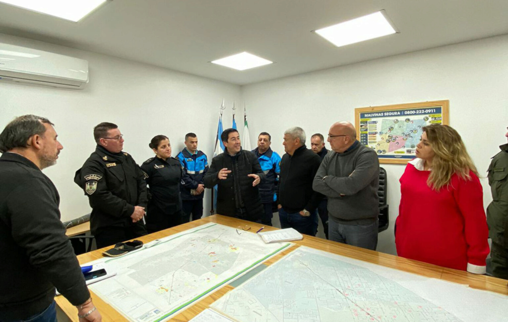 Malvinas Argentinas: Detuvieron a los autores de los disturbios del martes Aqui-210
