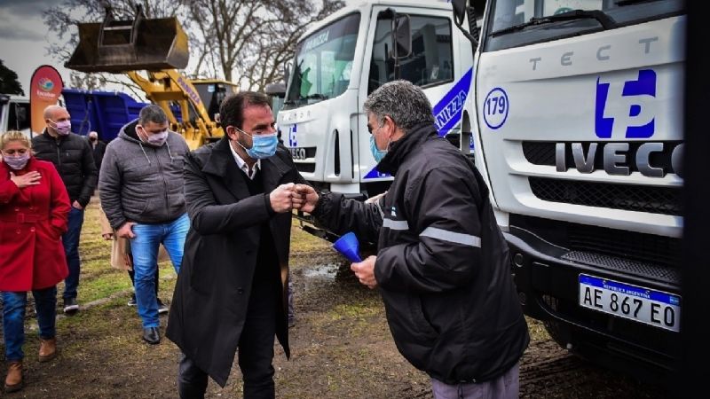 Escobar: nuevos camiones y móviles para recolección de residuos. F800x416