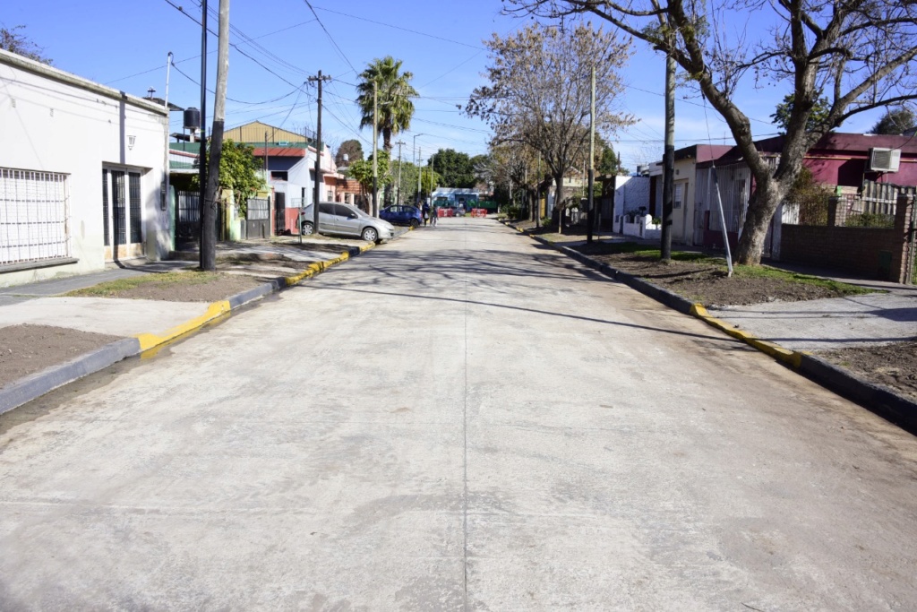 Malvinas Argentinas: inauguran un nuevo pavimento en Ing. Adolfo Sourdeaux y van... Img-2270