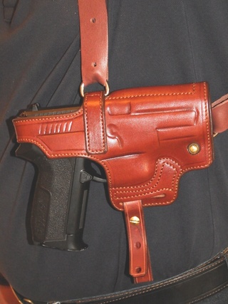HOLSTER d'AISSELLE : le "G.I" by SLYE Dscf0610