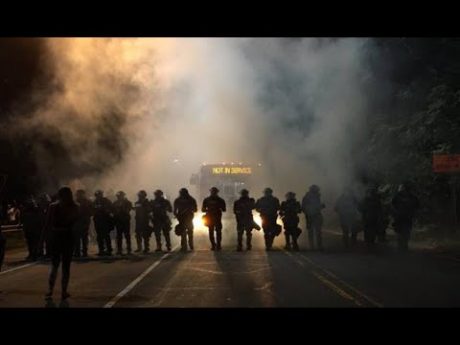 END OF THE AMERICAN DREAM - A SECOND NIGHT OF RIOTS ROCKS CHARLOTTE AS AMERICAN TEETERS ON THE EDGE OF CHAOS Charlo10