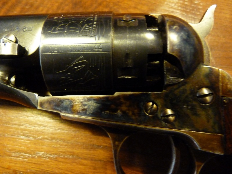 Centaure Colt 1860 Army barillet gravé P1100213