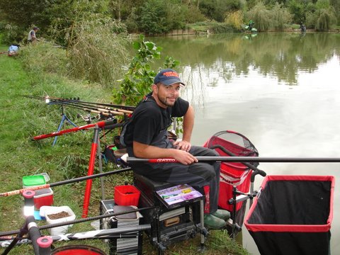 Critérium d'automne du carpodrome de chuzelles 2016 - Page 2 Dsc02314