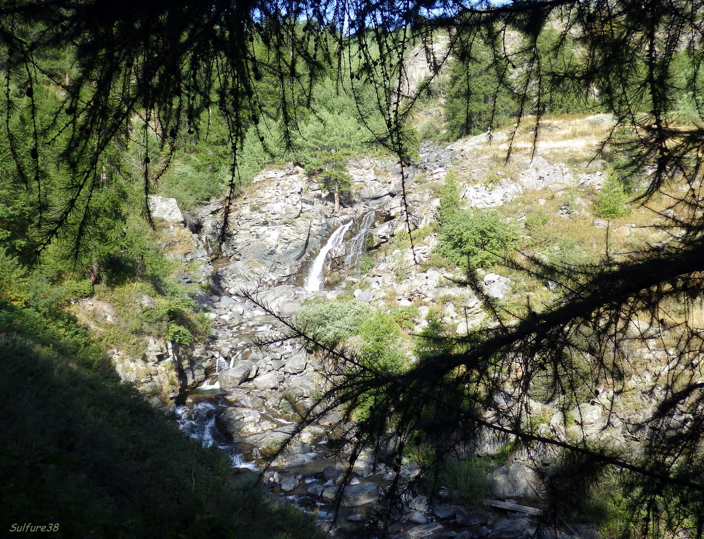 Sentier des cascades  0237