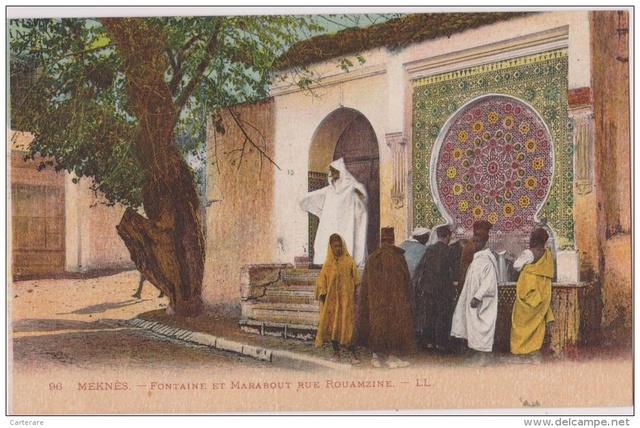 Meknès, la Ville Ancienne et les 2 Mellahs - 2 - Page 39 Founta11