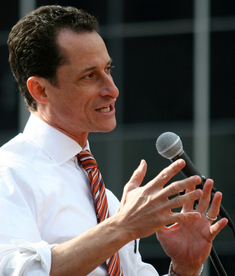 The hands of Anthony Weiner - who became Hillary Clinton's worst nightmare! Anthon11