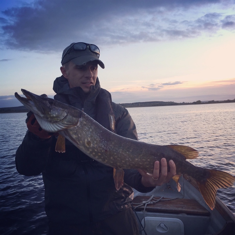 Tag pechedubrochet sur CARNALOR La Pêche des Carnassiers Orange10