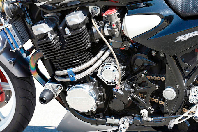 Yamaha XJR - Page 2 Detail16