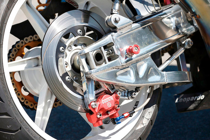 Yamaha XJR - Page 2 Detail19