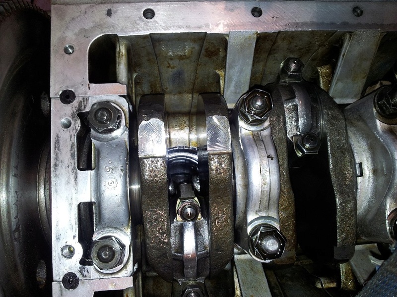 Remontage moteur 1750 - Page 6 Bas210