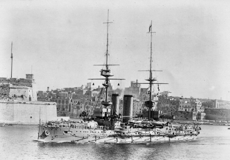 PRE-DREADNOUGHT DE LA ROYAL NAVY 1889-1904 - Page 2 02_hms10