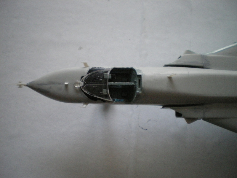 FINI [Dragon/Italeri] Sukhoi SU 24 Fencer C - Page 2 Imgp0126