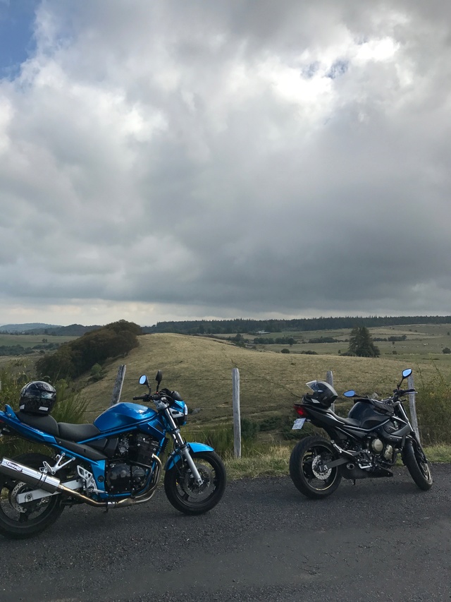 Petit tour en Auvergne avec Aurélien F10aff10