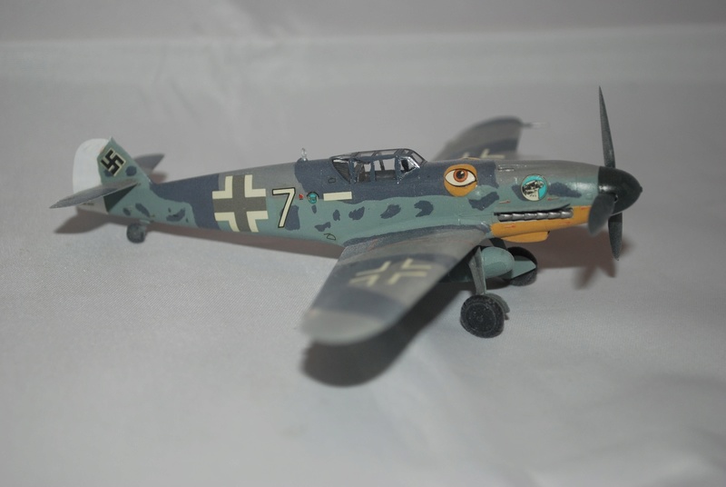 [Hasegawa] Messerschmitt Bf109G6 "Eastern Front" Bf_10910