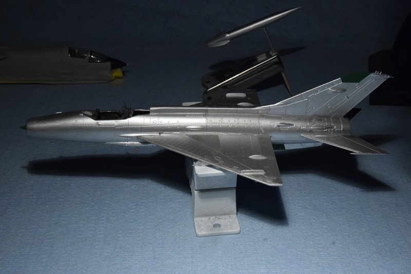 MiG 21F-13 "Fishbed C" - Revell - 1/72 - Page 3 03610