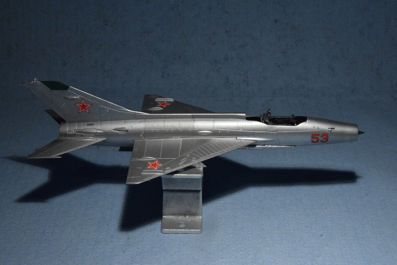 MiG 21F-13 "Fishbed C" - Revell - 1/72 - Page 4 04111