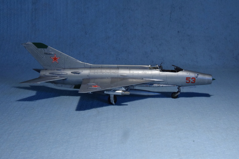 MiG 21F-13 "Fishbed C" - Revell - 1/72 - Page 4 04610