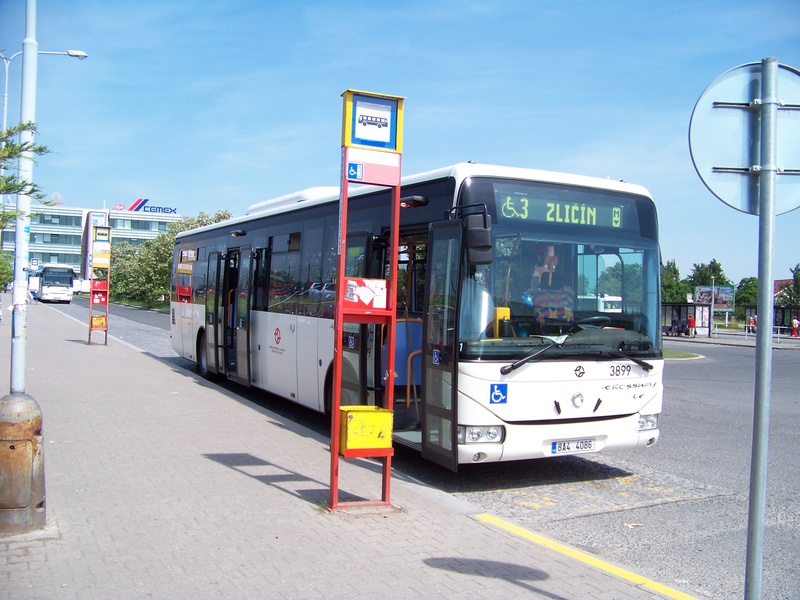 Basé sur les nombres, il suffit d'ajouter 1 au précédent. Autobu10