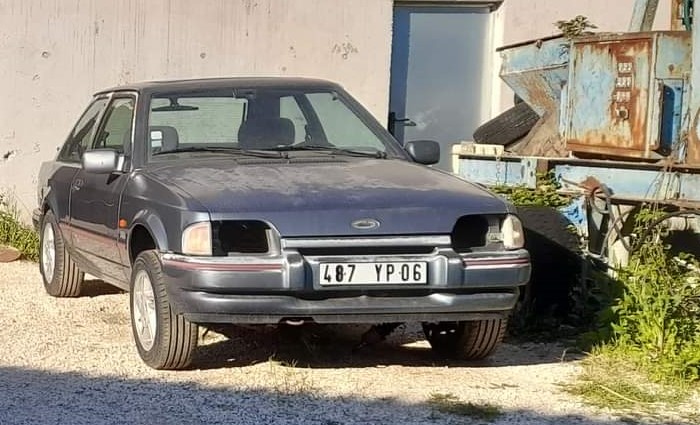 Ford escort xr3i 1989 16426010