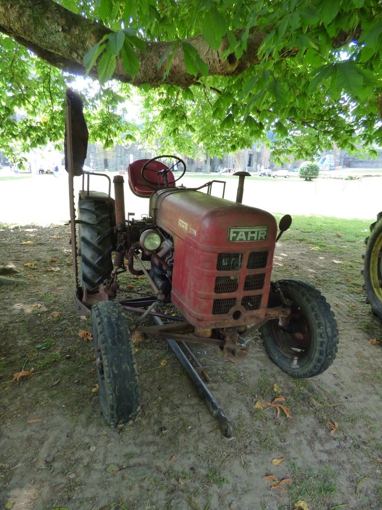 Tracteurs agricoles anciens  - Page 3 P1090537