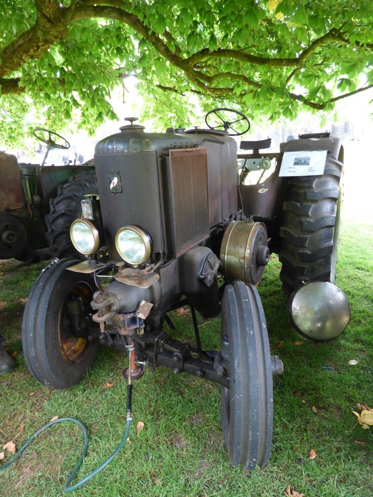 Tracteurs agricoles anciens  - Page 3 P1090541