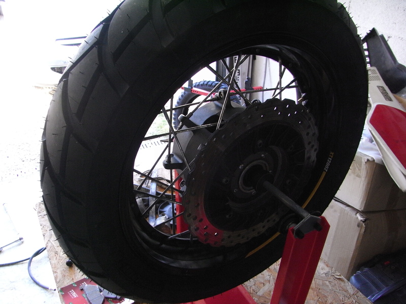 montage pneu arrière sur XTZ 1200 Rimg0065