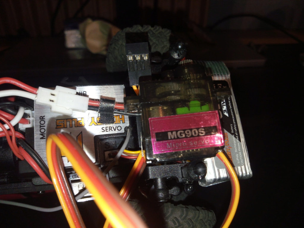 Adaptateur connexion micro servo Img_2135