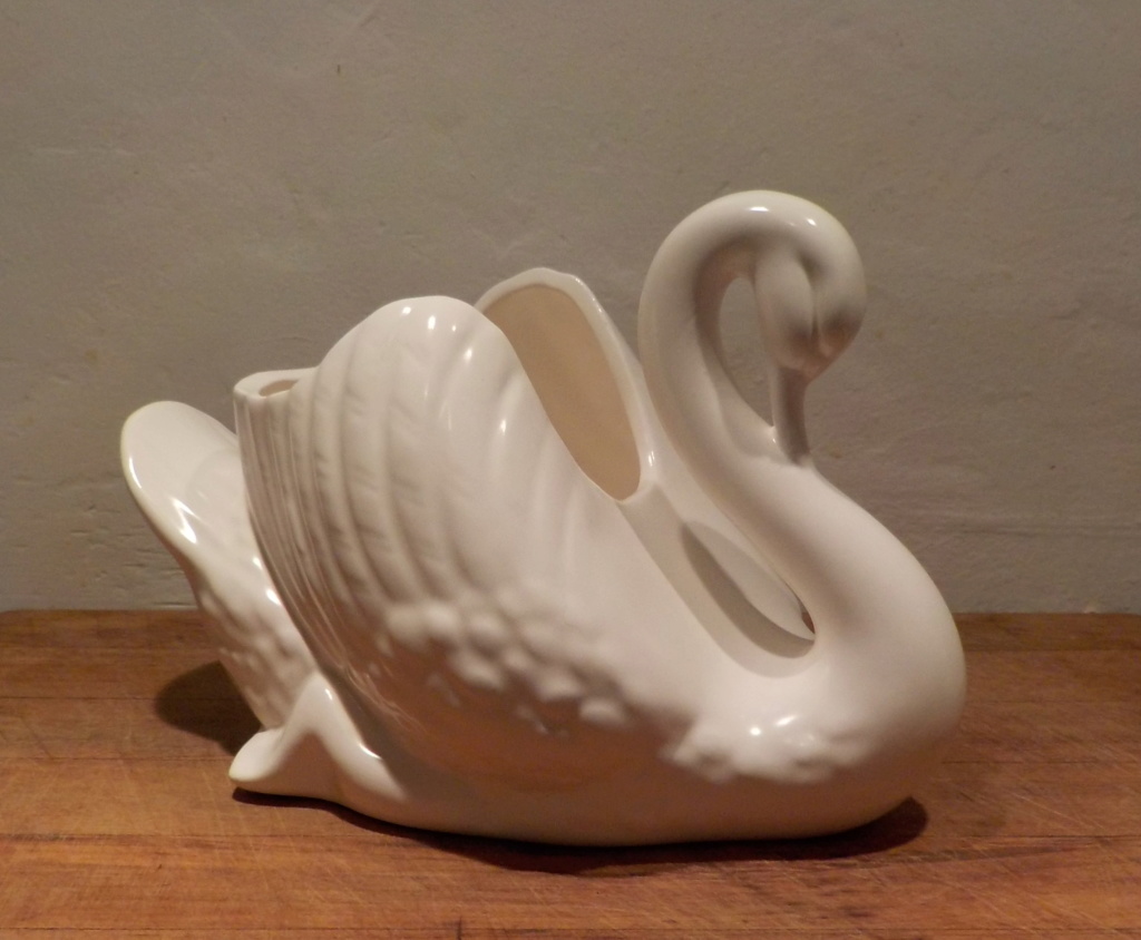 Studio Ceramics swan song Dscn7610