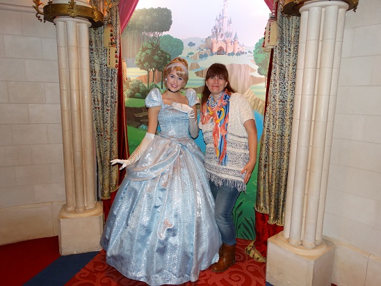 Une petite journée à Disney et une très belle rencontre à la clé - Page 2 Dsc00370