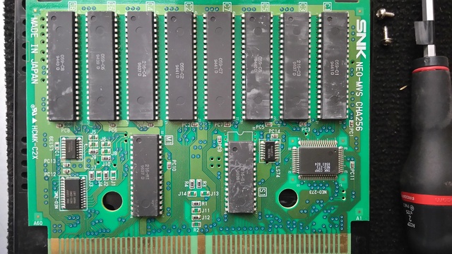 Bootleg or not ? Vérifier que vos PCB MVS sont originales Dsc_0311