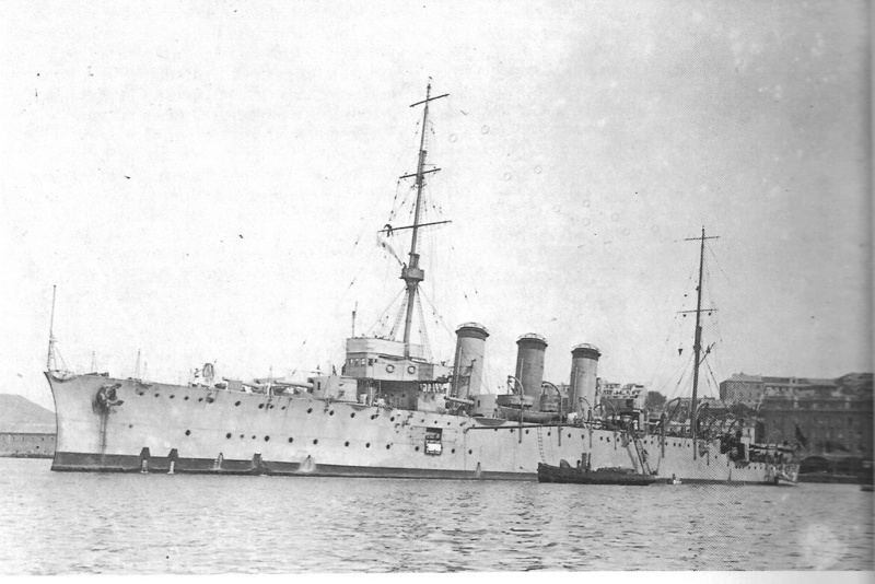 Croiseurs espagnols Reina_10