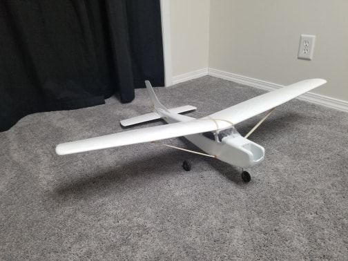 Carl Goldberg Skylane 42 S410