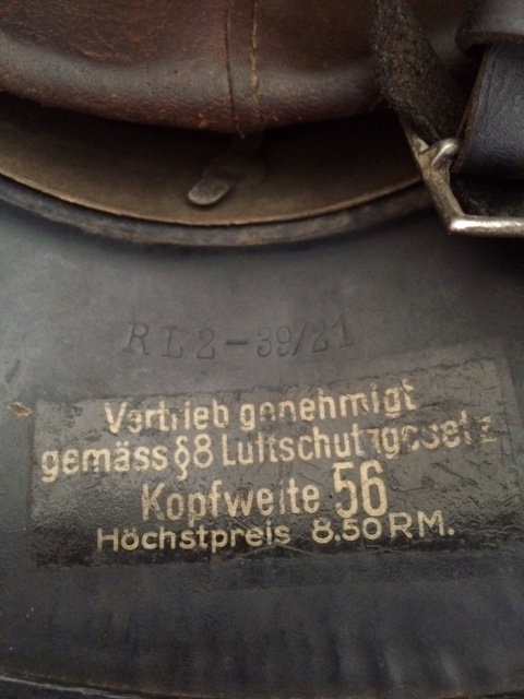 casque allemand trouver en brocante Img_5114