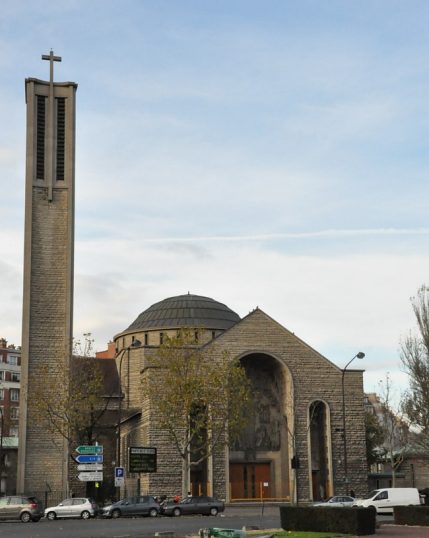 Un exemple de nouvelle "église" construite en France Parsjd10