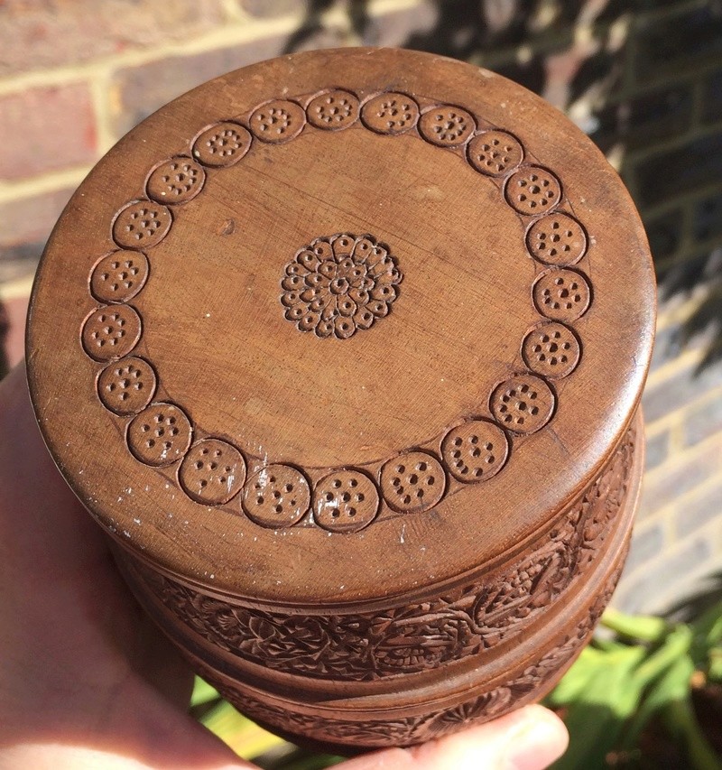 Carved mahogany barrel shaped pot Image305