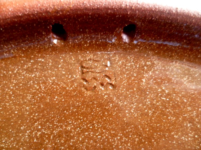 Fish over Water mark - Barnbarroch Pottery slipware  P1200710