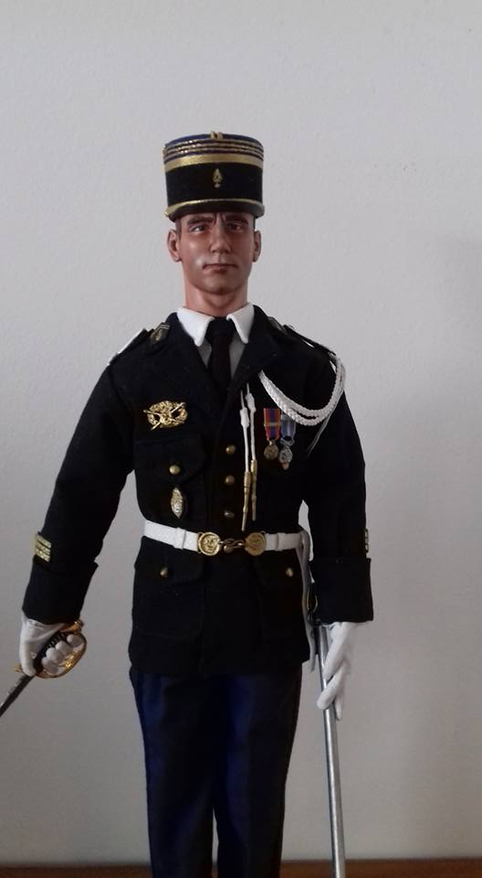 capitaine de gendarmerie mobile  14717110