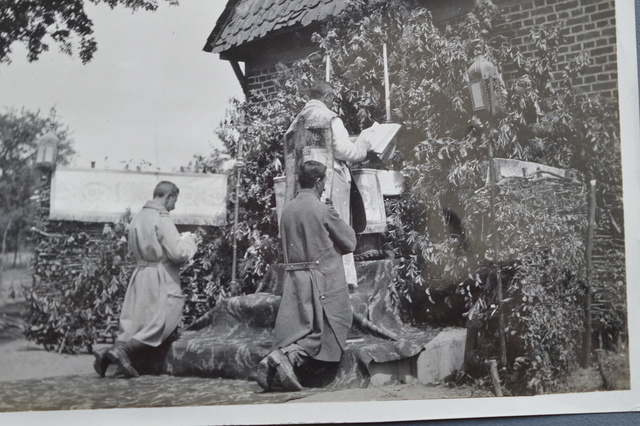 (K) Superbe album-photo d'un Poilu, 1915-1916 (vendu) Album_31