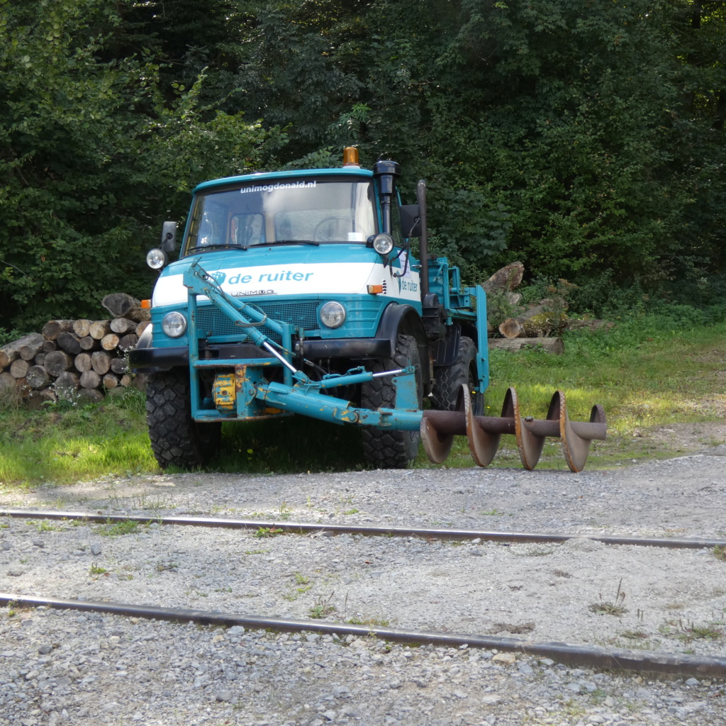 visite du musée unimog - Page 3 P1020727